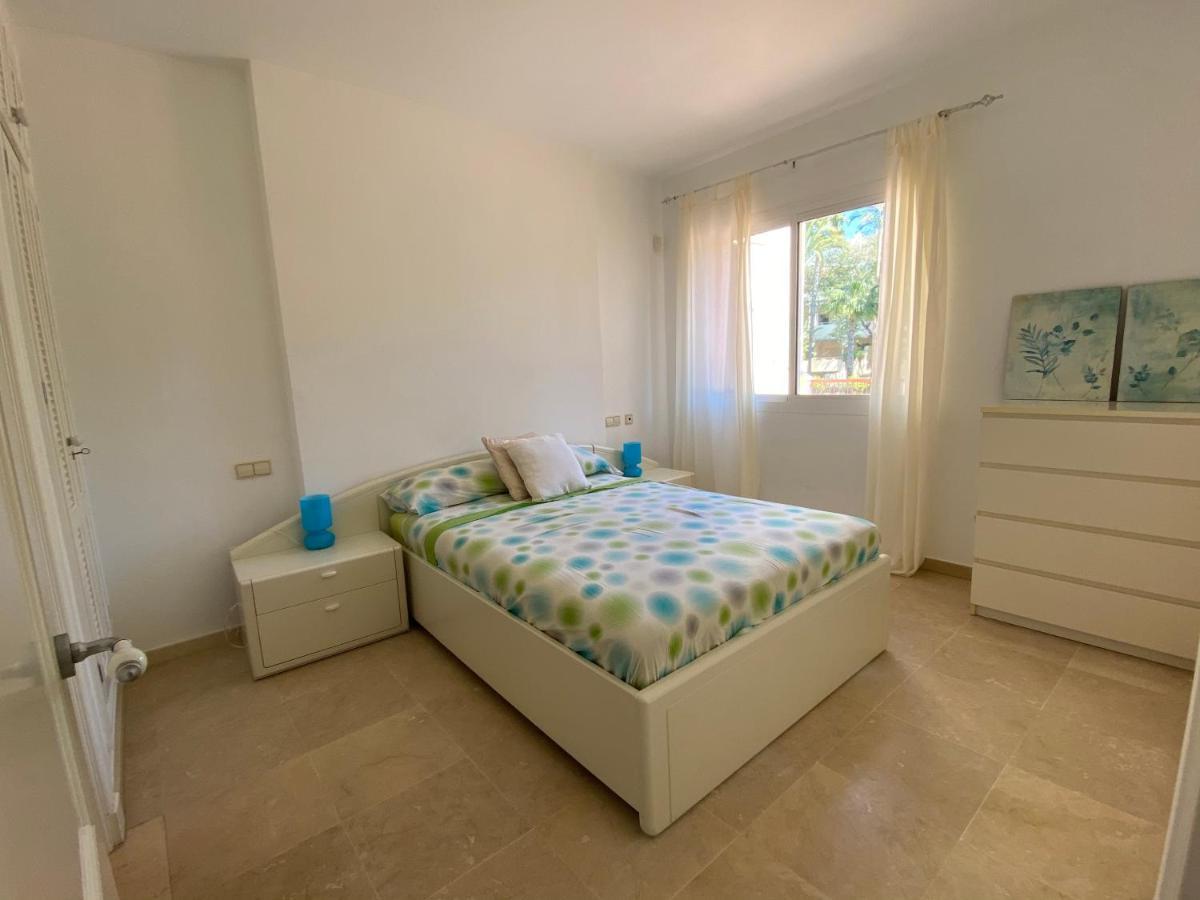 Apartamento con piscina ,playa con vistas panorámicas en la Marina de Sotogrande San Roque (Andalucia) Exterior foto