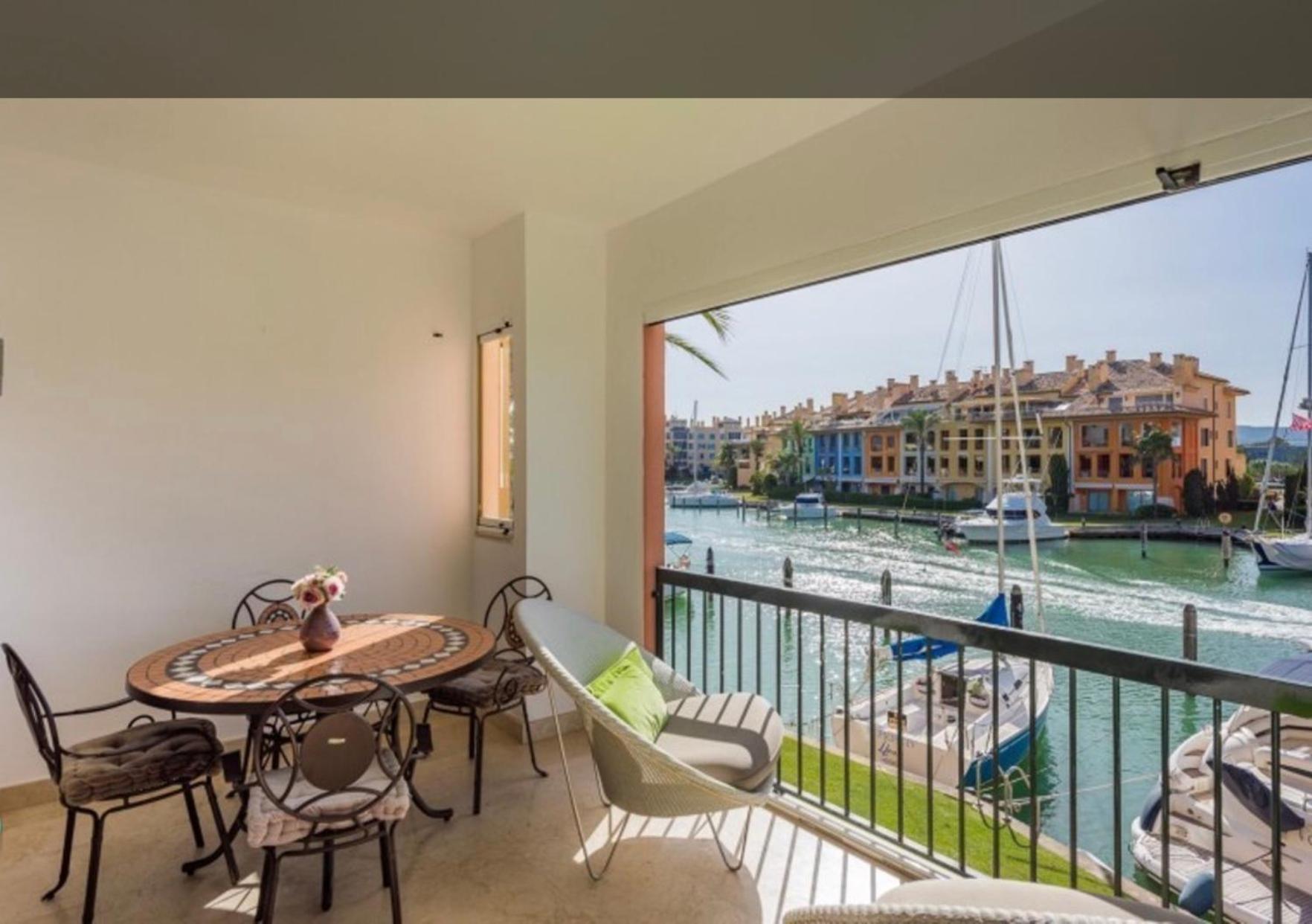 Apartamento con piscina ,playa con vistas panorámicas en la Marina de Sotogrande San Roque (Andalucia) Exterior foto